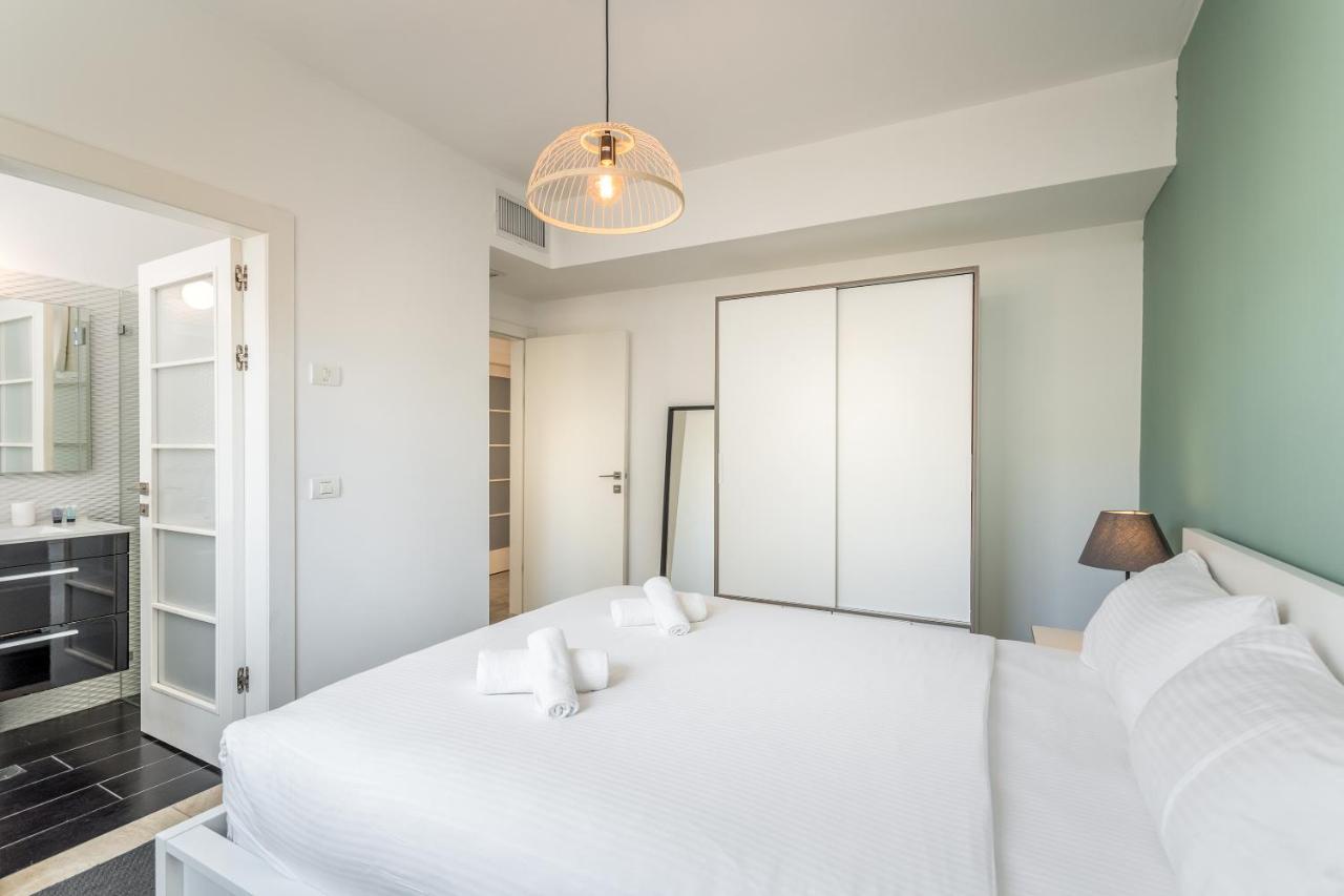 3 Bedrooms Apt Balcony & Parking Near Banana Beach Tel Aviv-Jaffa Exterior foto