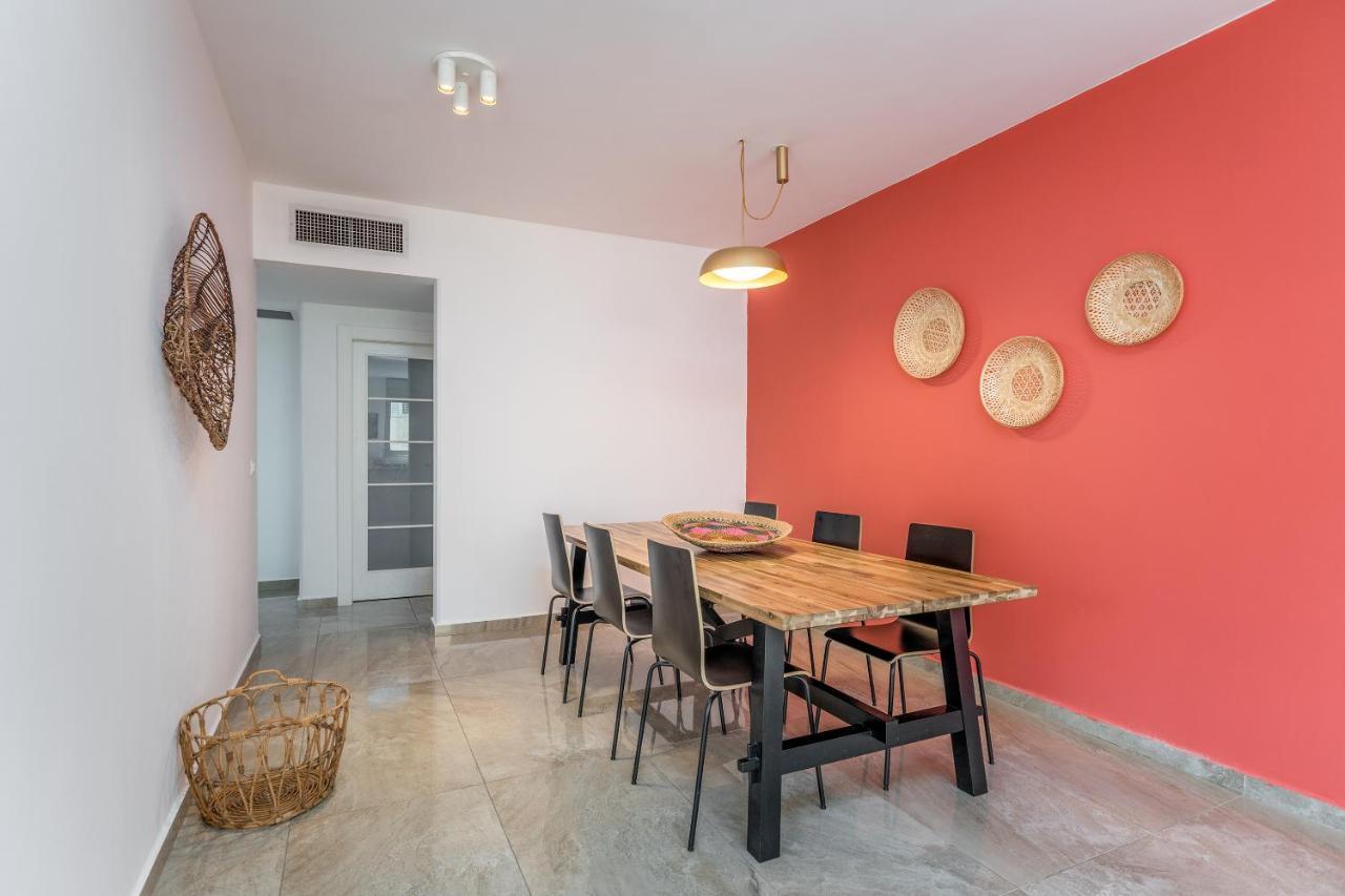 3 Bedrooms Apt Balcony & Parking Near Banana Beach Tel Aviv-Jaffa Exterior foto